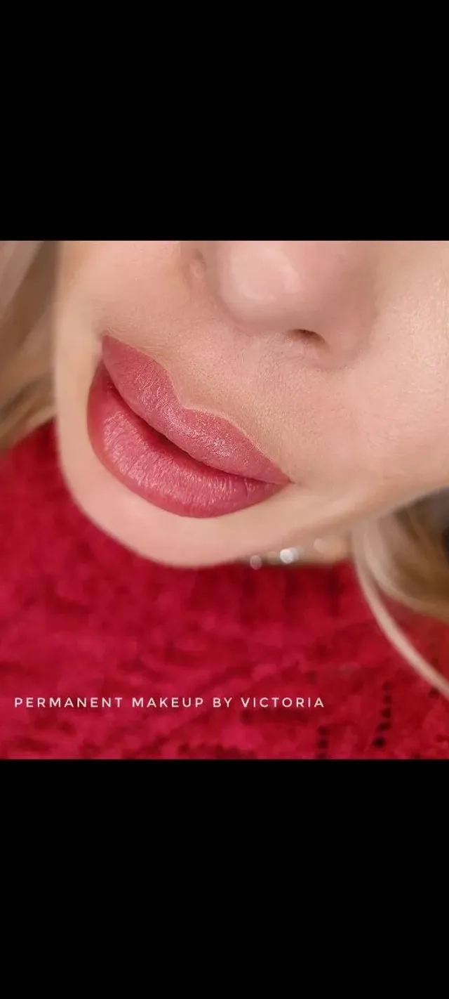 Permanent Lip Makeup Close-Up